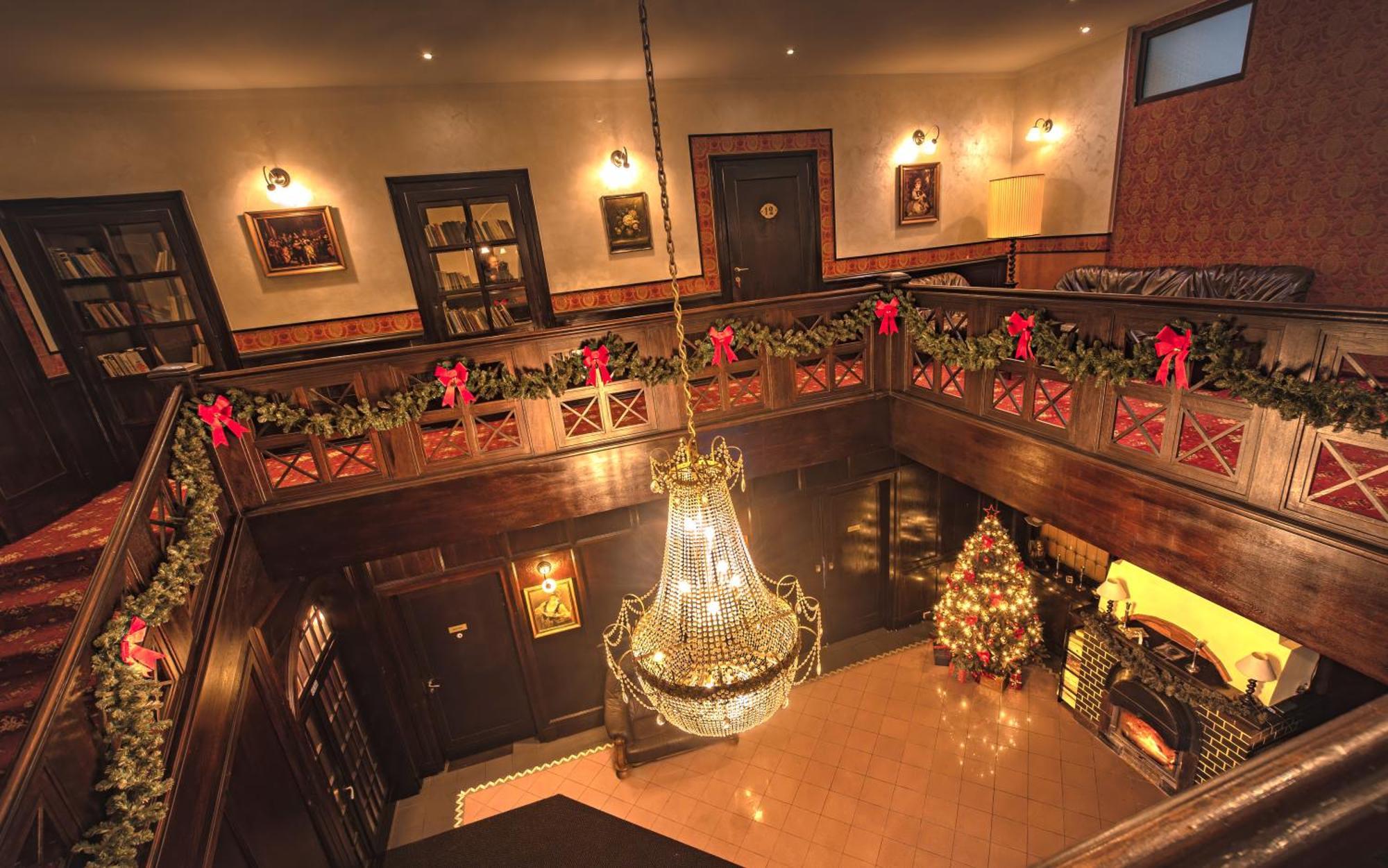 Hotel Lovecky Zamecek Orion リベレツ エクステリア 写真